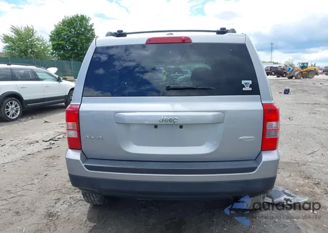 2014 Jeep Patriot Latitude из США, поврежденный, VIN 1C4NJRFB6ED762006